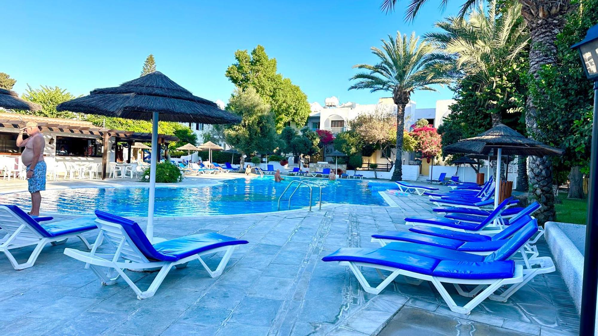 Paphos Gardens Studio Suite Zewnętrze zdjęcie